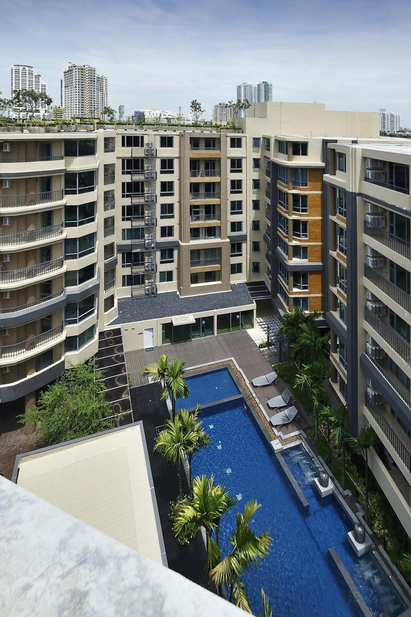 Siamese Nanglinchee Apartment Bangkok Exterior photo